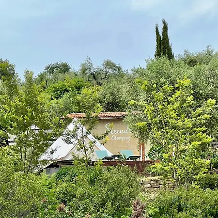Stecado Glamping Hotel Dolceacqua Exterior photo